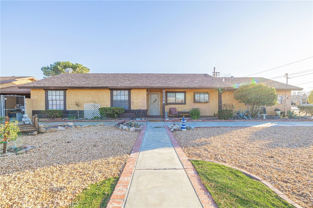 43364 41st Street W Property Photo