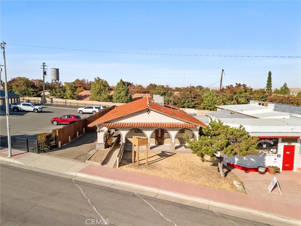 812 Center Street Property Photo