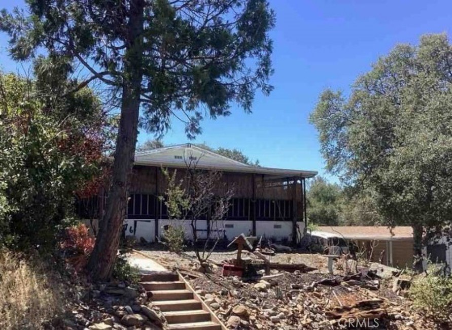 376 Lodgeview Drive Property Photo 2