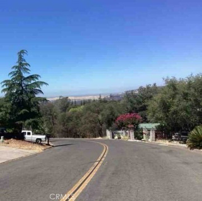 376 Lodgeview Drive Property Photo 4
