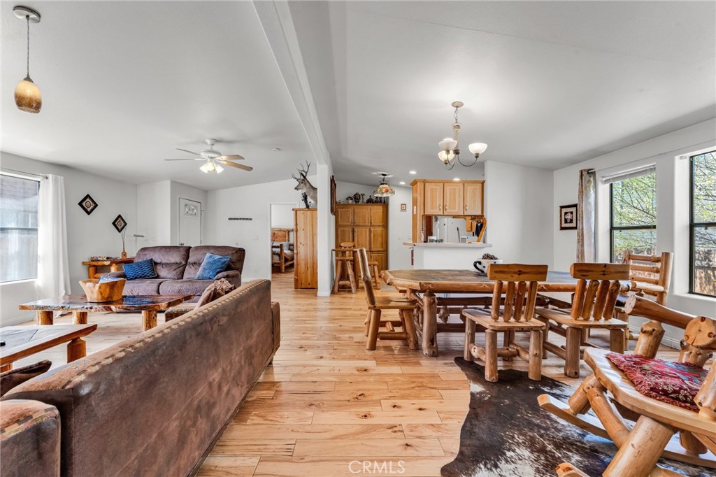 1124 W Country Club Boulevard Property Photo 21