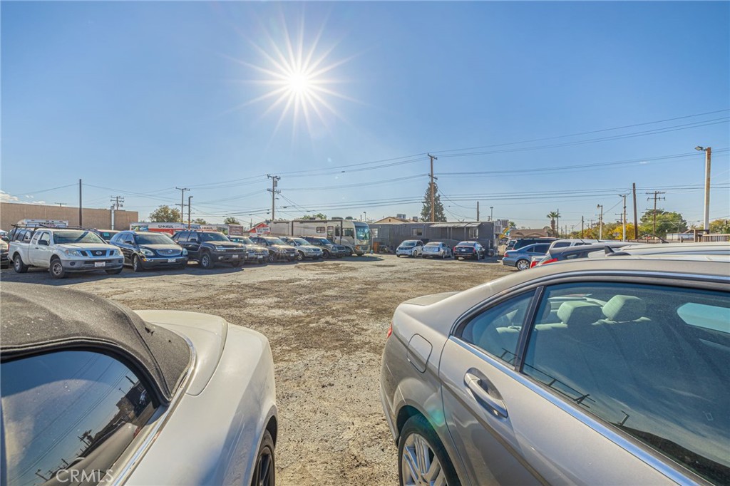44663 Sierra Highway Property Photo 10
