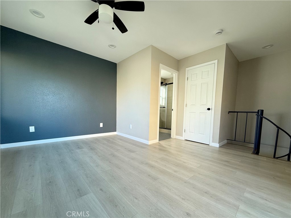 5159 Clinton Street Property Photo 4