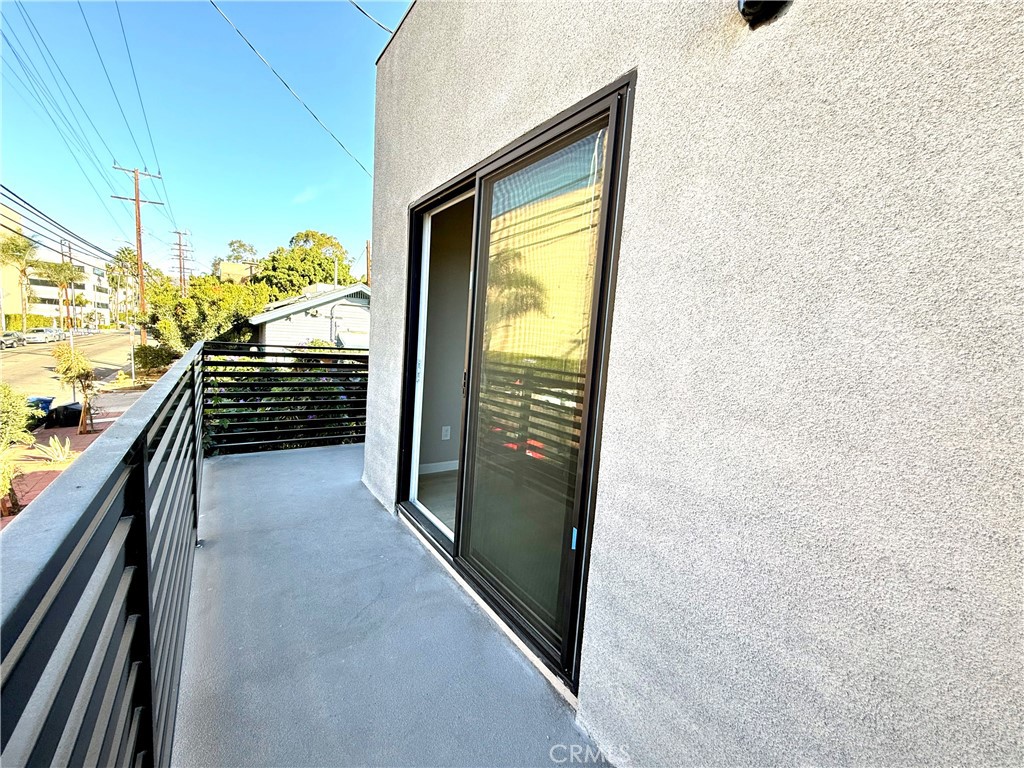 5159 Clinton Street Property Photo 6