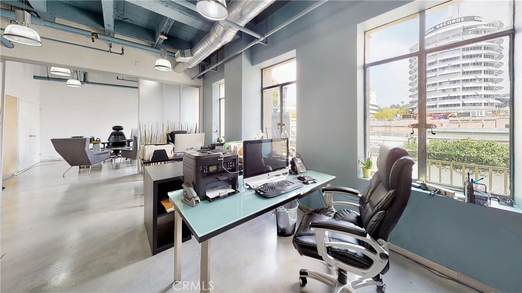 6253 Hollywood Boulevard 205 Property Photo 2