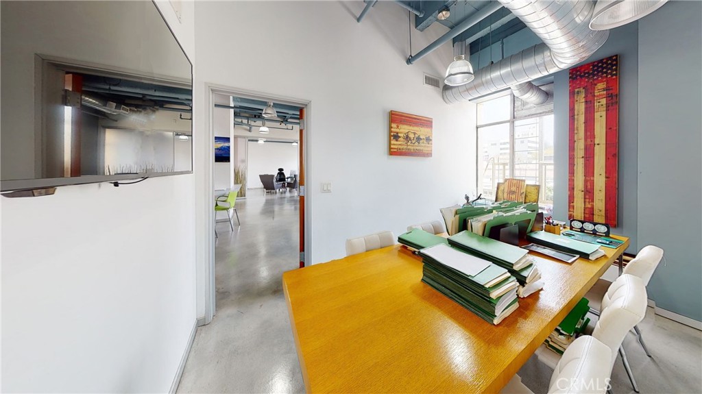 6253 Hollywood Boulevard 205 Property Photo 5