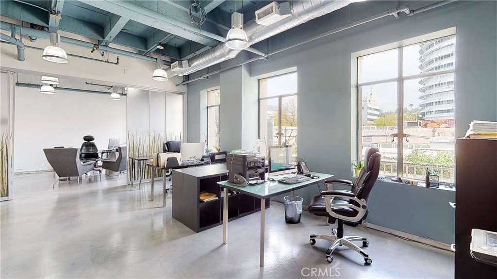 6253 Hollywood Boulevard 205 Property Photo 8