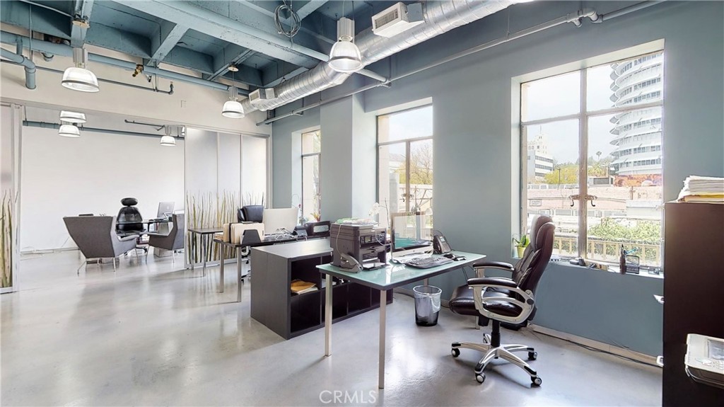 6253 Hollywood Boulevard 205 Property Photo 8