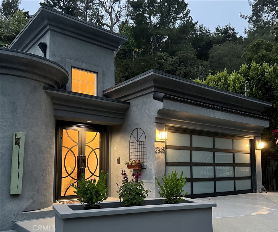 2355 N Beverly Glen Boulevard Property Photo 1