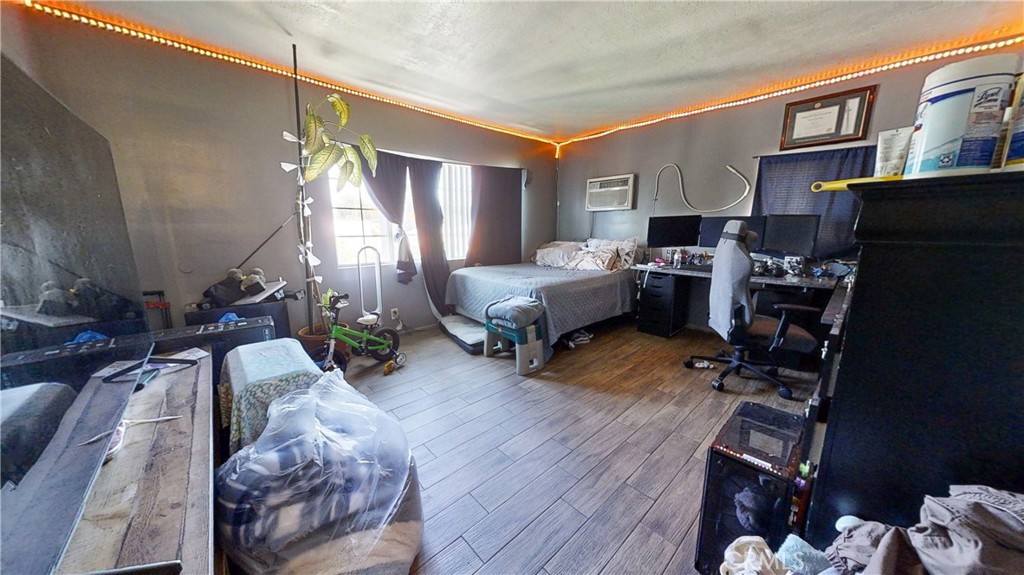 13226 Paxton Street Property Photo 12
