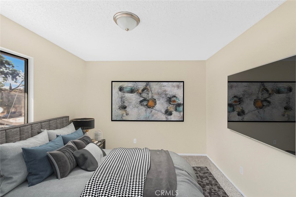 554 E Jackman Street Property Photo 16