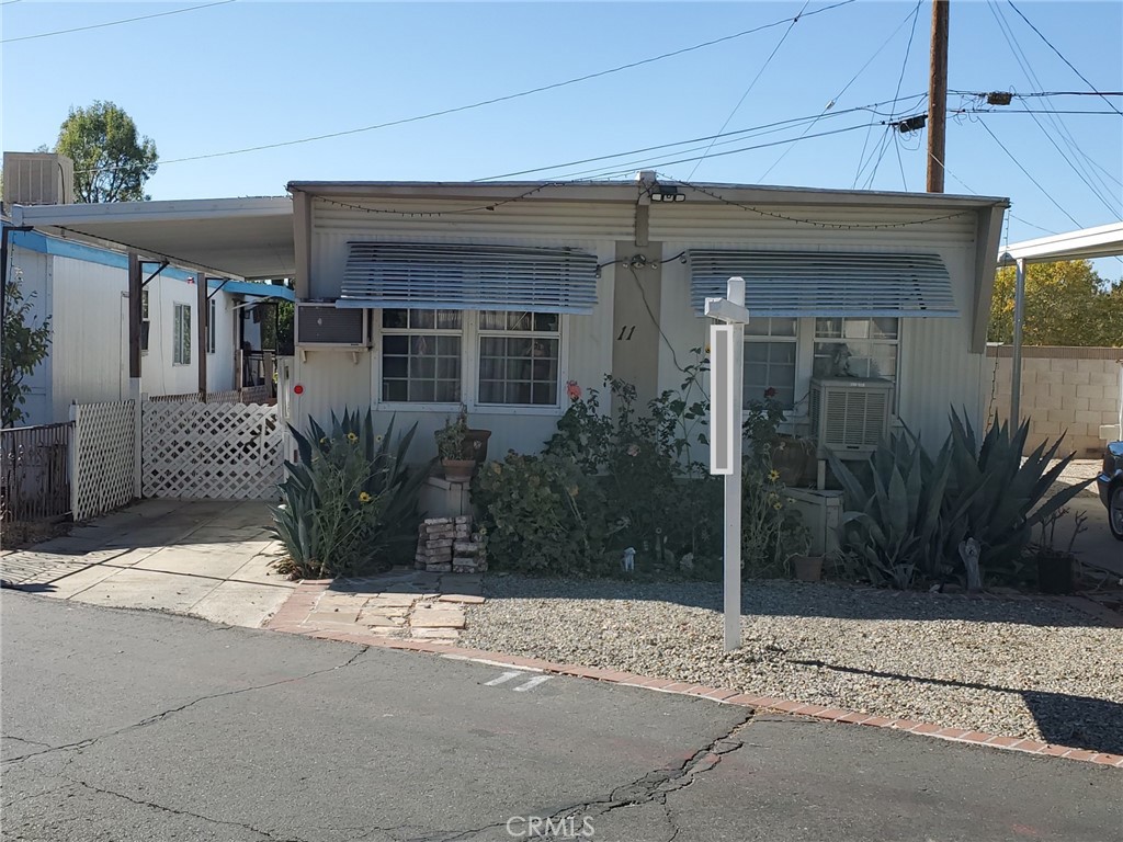18540 Soledad Canyon Road 11 Property Photo