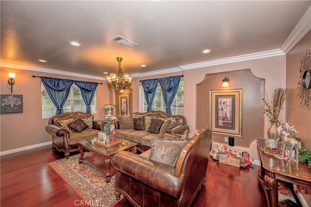 8715 Predera Court Property Photo 12