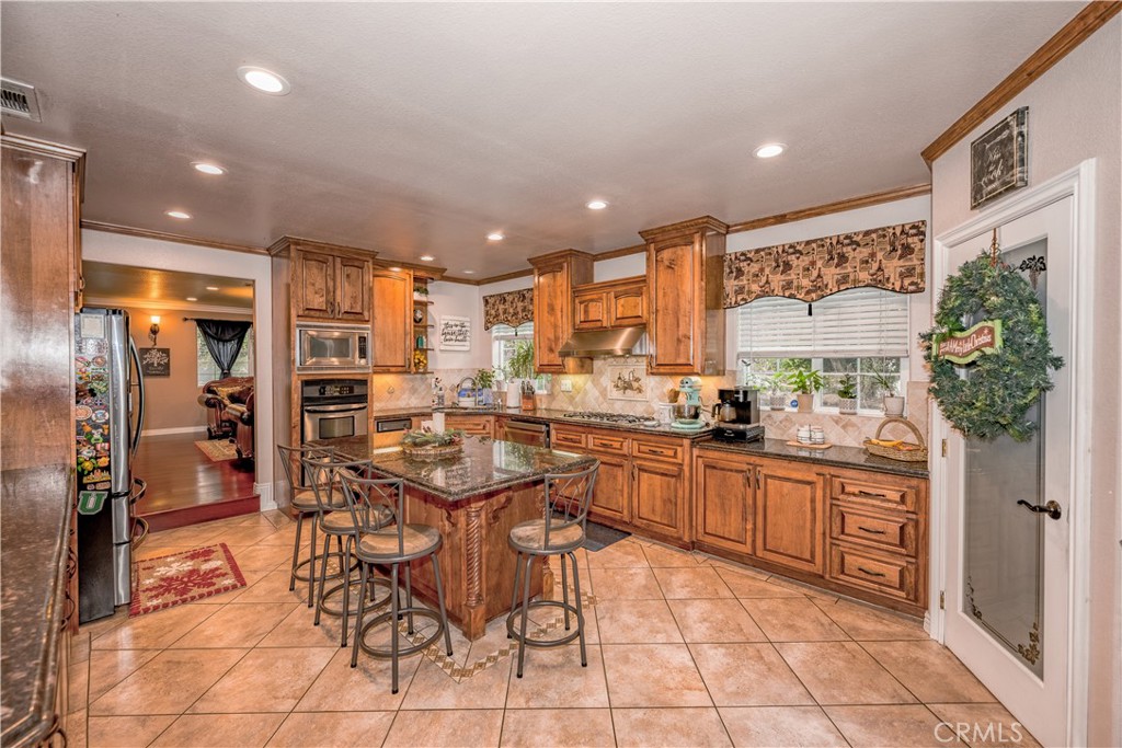 8715 Predera Court Property Photo 16