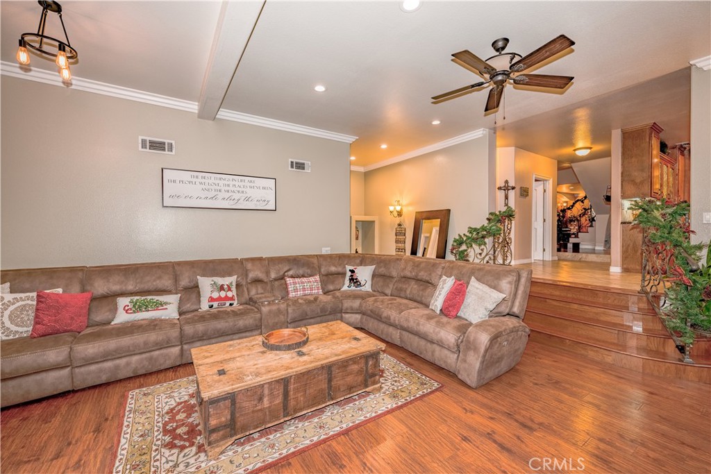 8715 Predera Court Property Photo 18