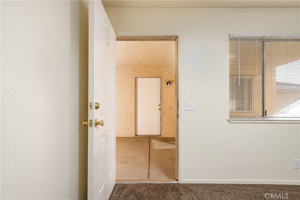 6611 California City Boulevard Property Photo 2