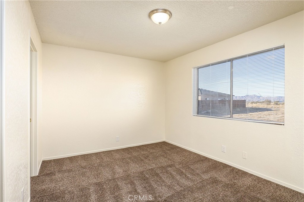 6611 California City Boulevard Property Photo 9