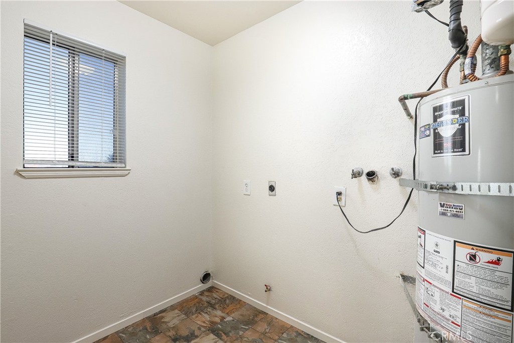 6611 California City Boulevard Property Photo 12