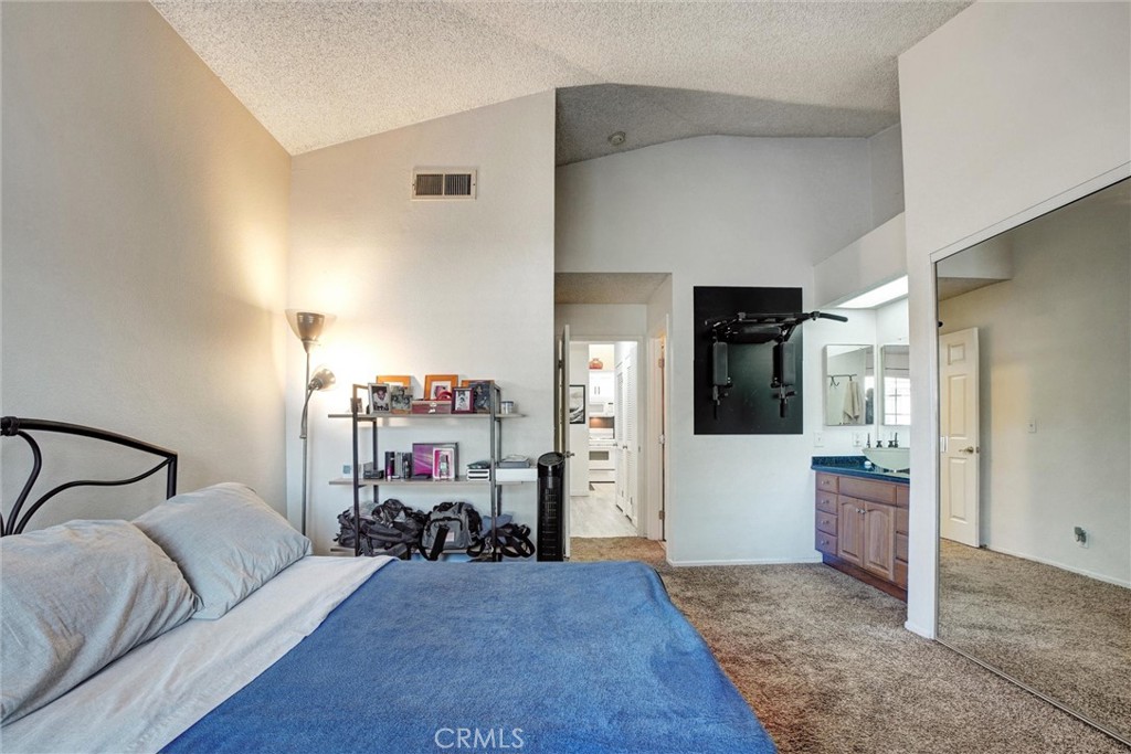 11350 Foothill Boulevard 30 Property Photo 20