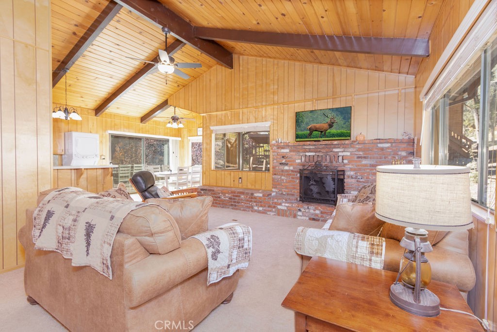 16416 Grizzly Drive Property Photo 7