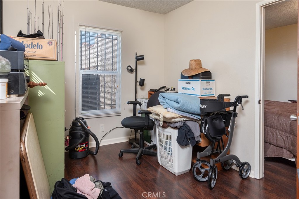 1657 W 67th Street 2 Property Photo 13