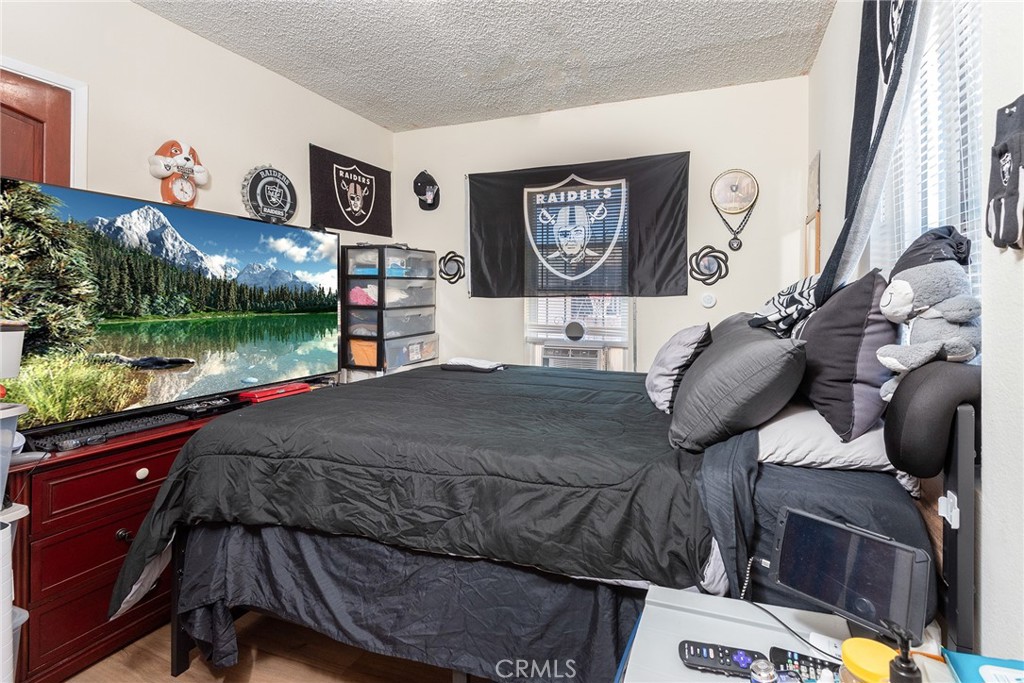 1657 W 67th Street 2 Property Photo 27