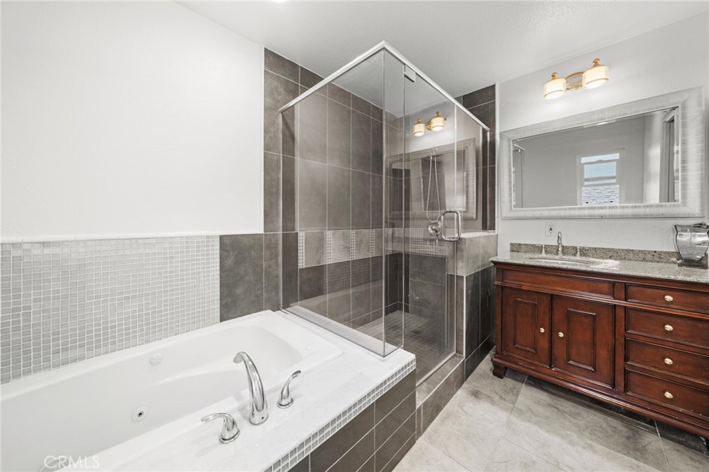 22232 Macfarlane Drive Property Photo 12