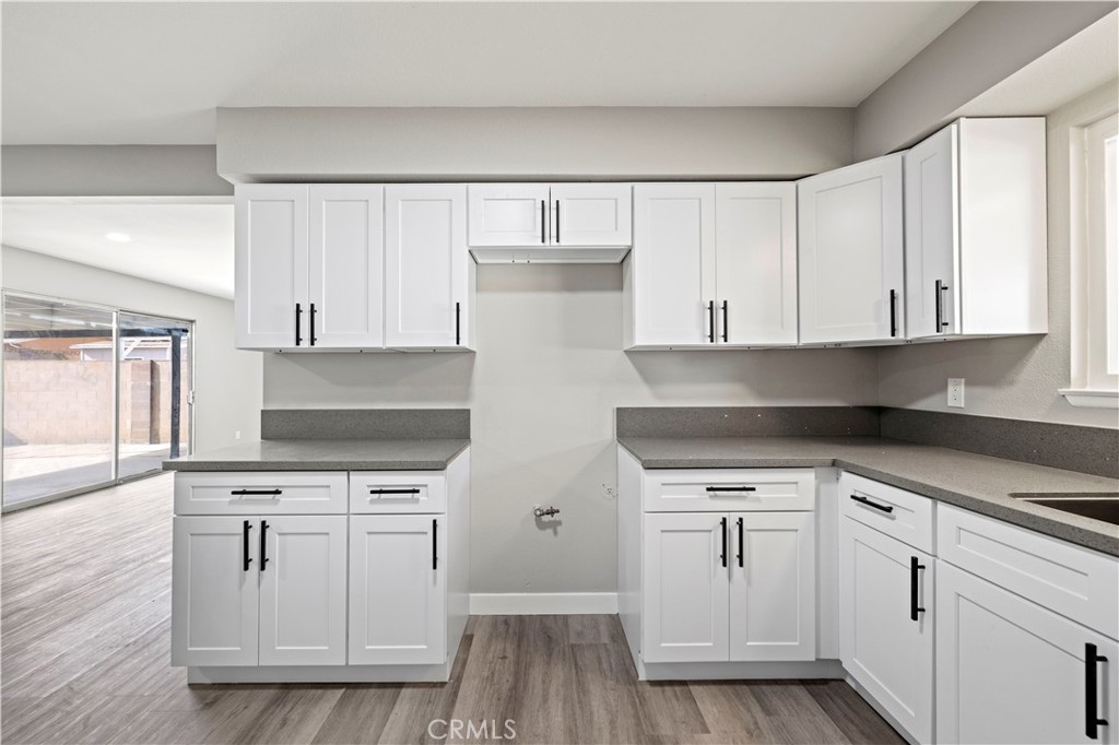 638 E Pillsbury Street Property Photo 4