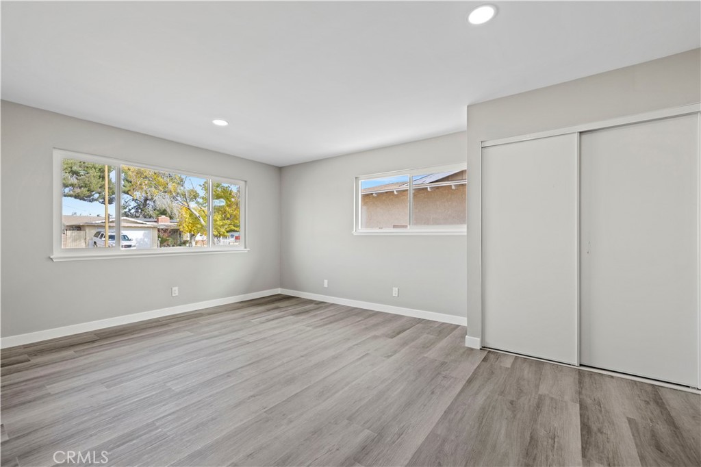 638 E Pillsbury Street Property Photo 7