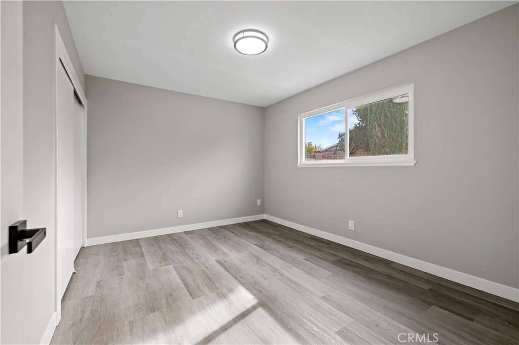 638 E Pillsbury Street Property Photo 9