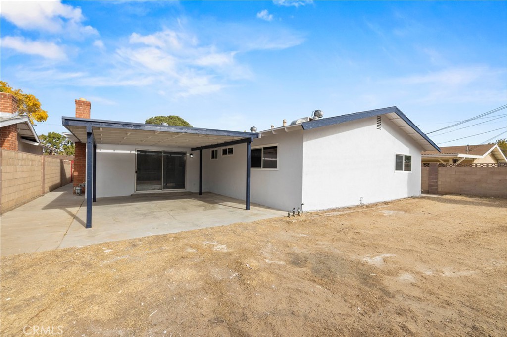 638 E Pillsbury Street Property Photo 18