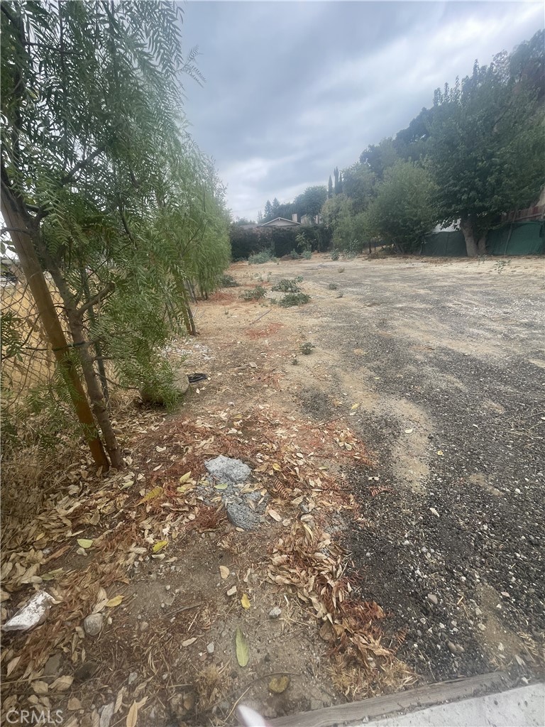 421 Fourl Road Property Photo 3