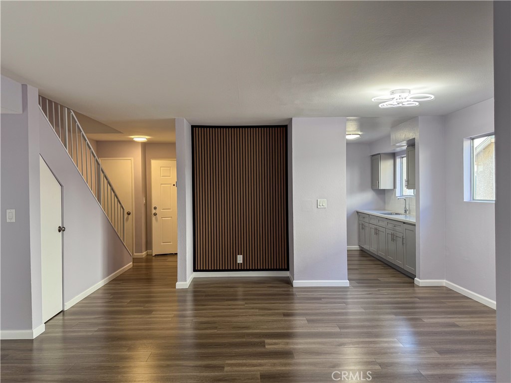 7631 Reseda Boulevard 42y Property Photo 1