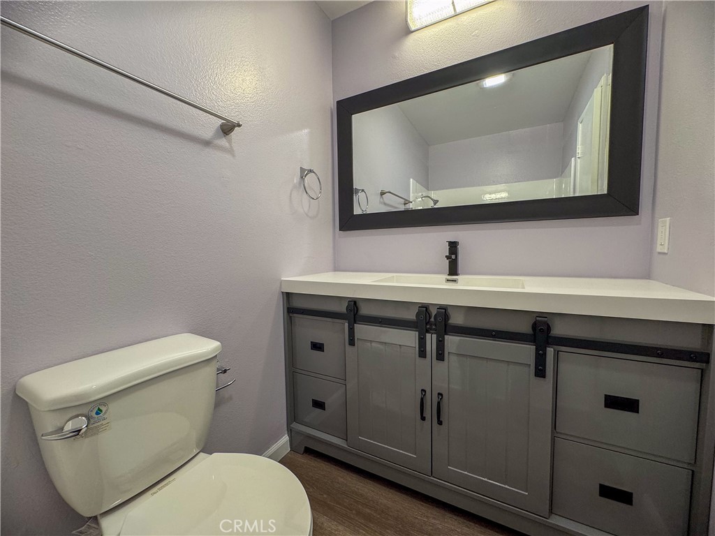 7631 Reseda Boulevard 42y Property Photo 4