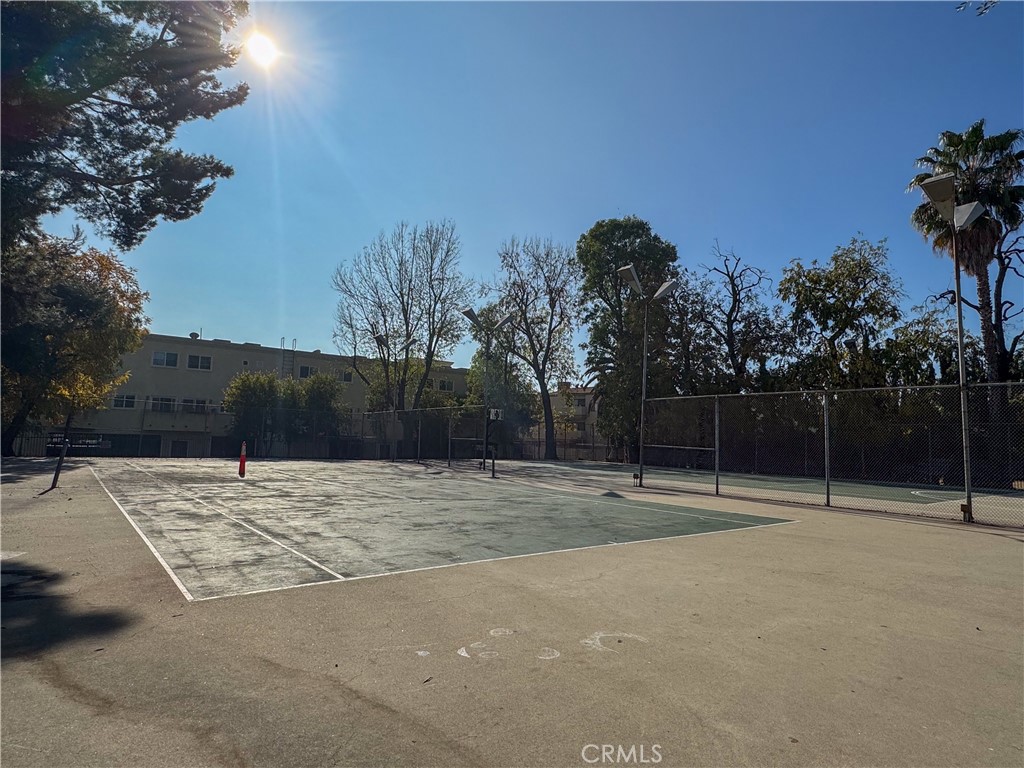 7631 Reseda Boulevard 42y Property Photo 19
