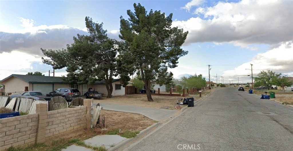 21024 79th Street Property Photo 12