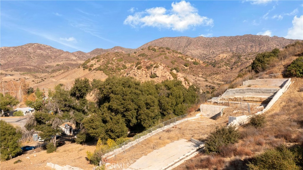 2524 Sierra Creek Road Property Photo 4