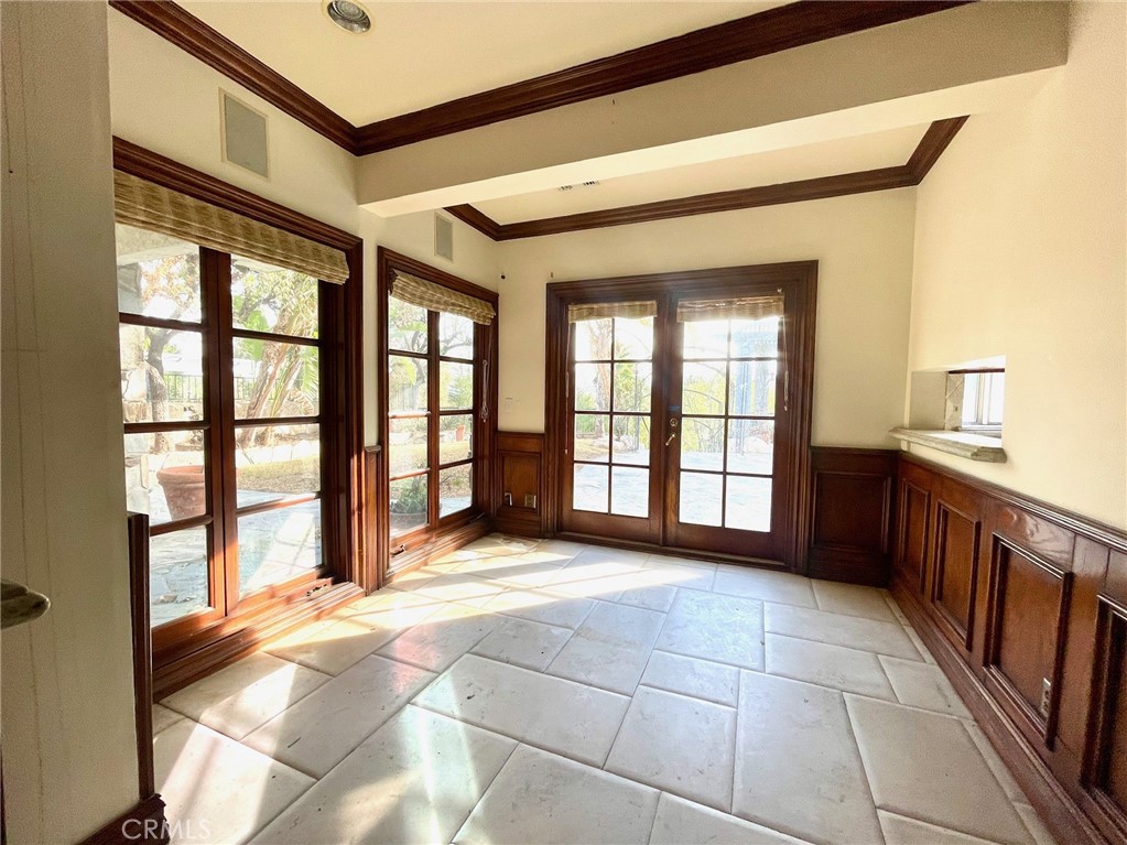 24756 Eilat Street Property Photo 15