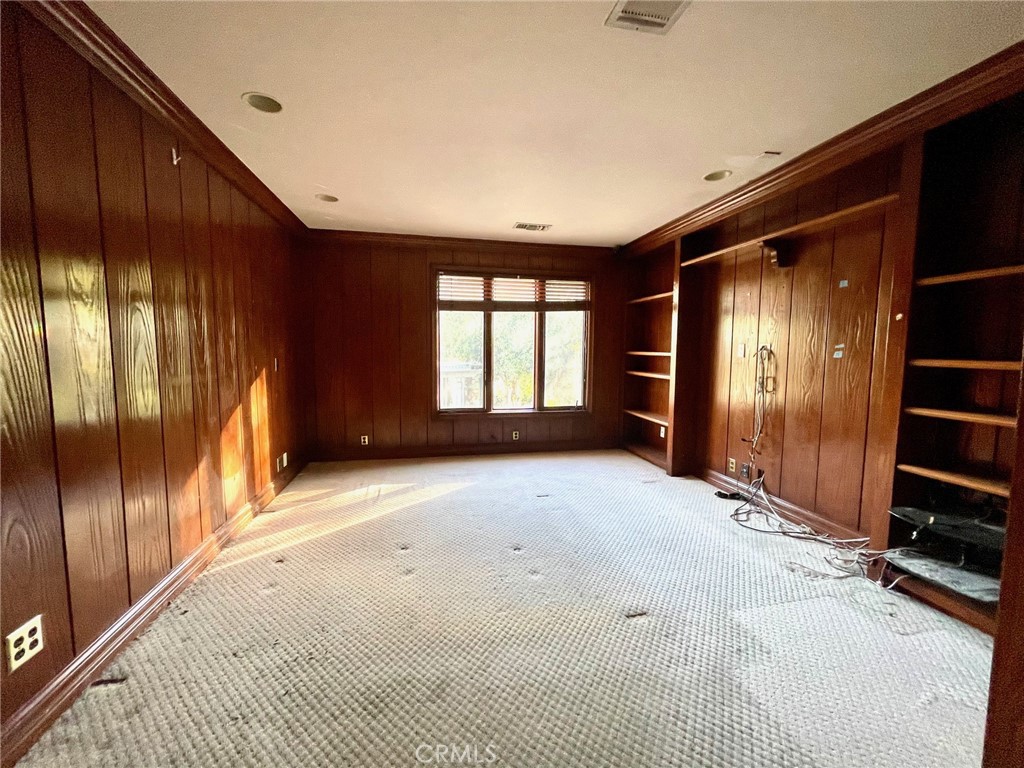 24756 Eilat Street Property Photo 32