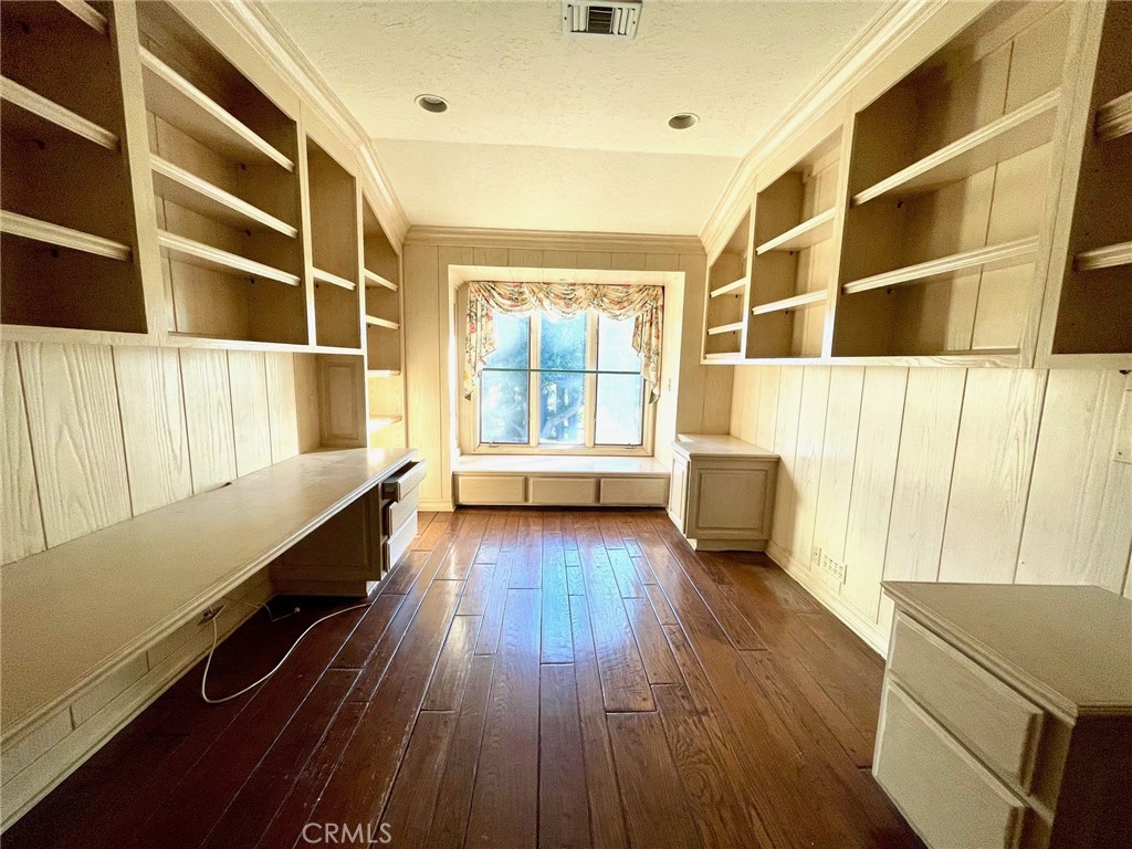 24756 Eilat Street Property Photo 43