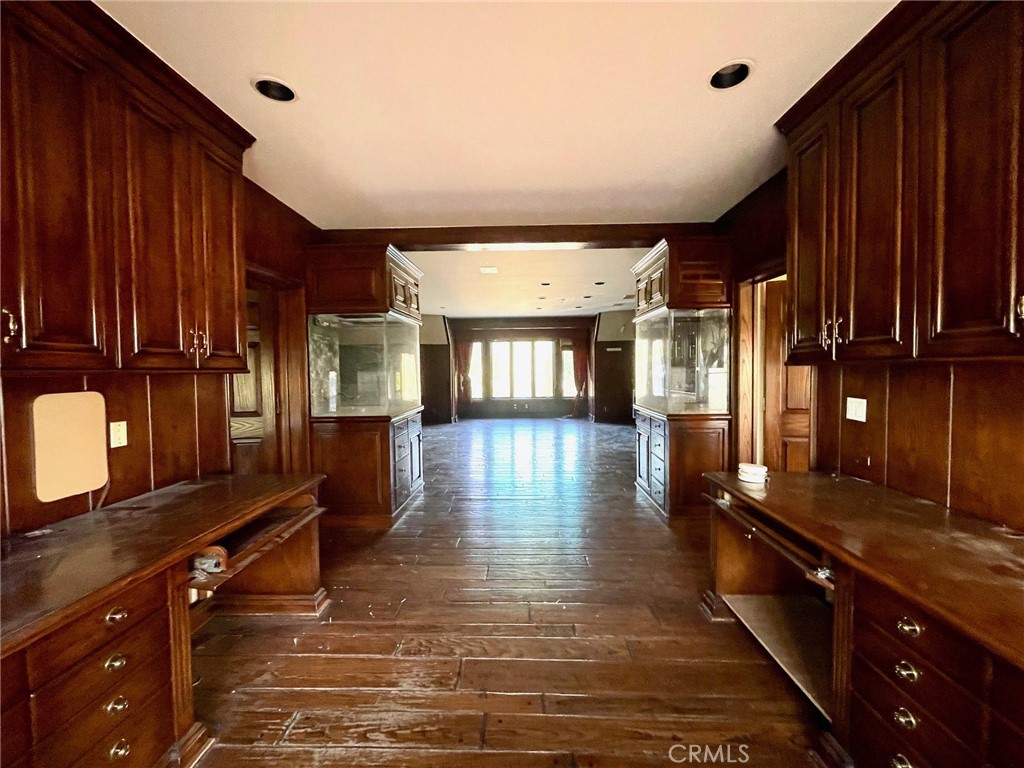 24756 Eilat Street Property Photo 44