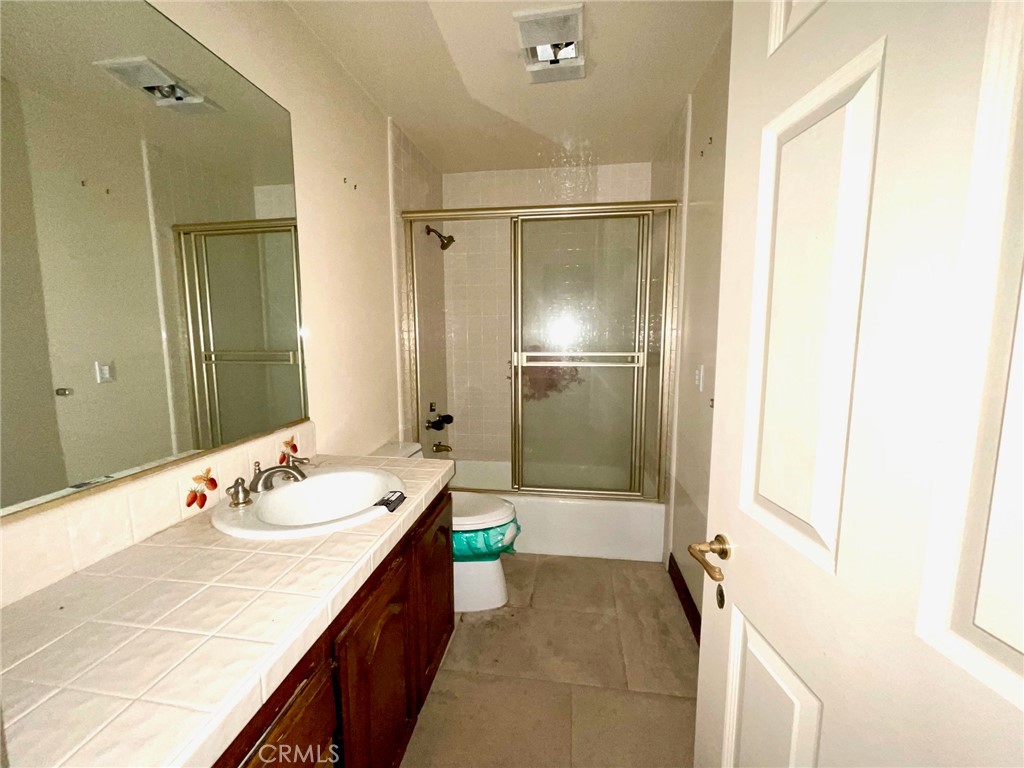 24756 Eilat Street Property Photo 47