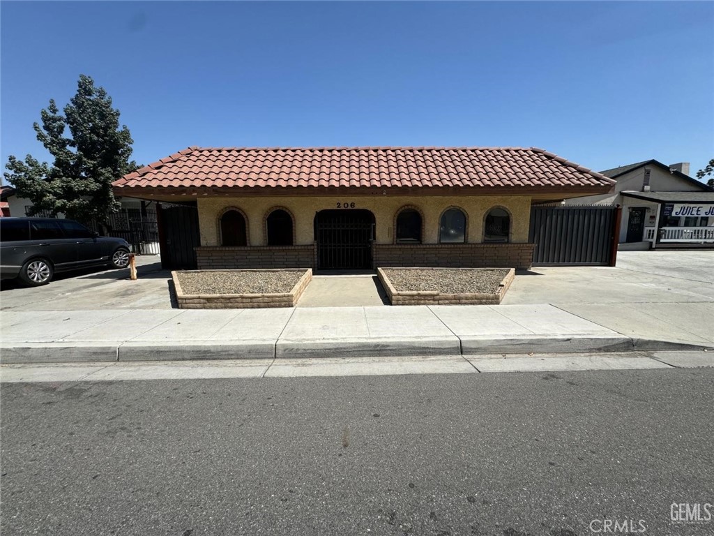 200 H Street Property Photo 2