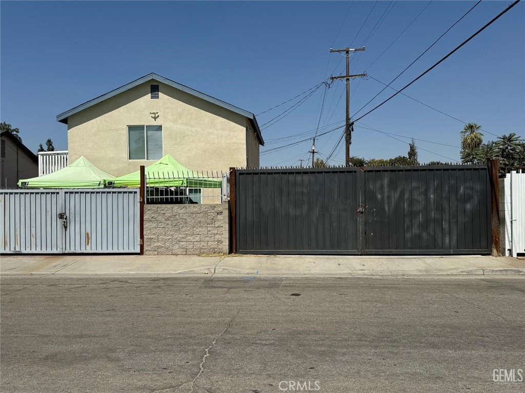 200 H Street Property Photo 10