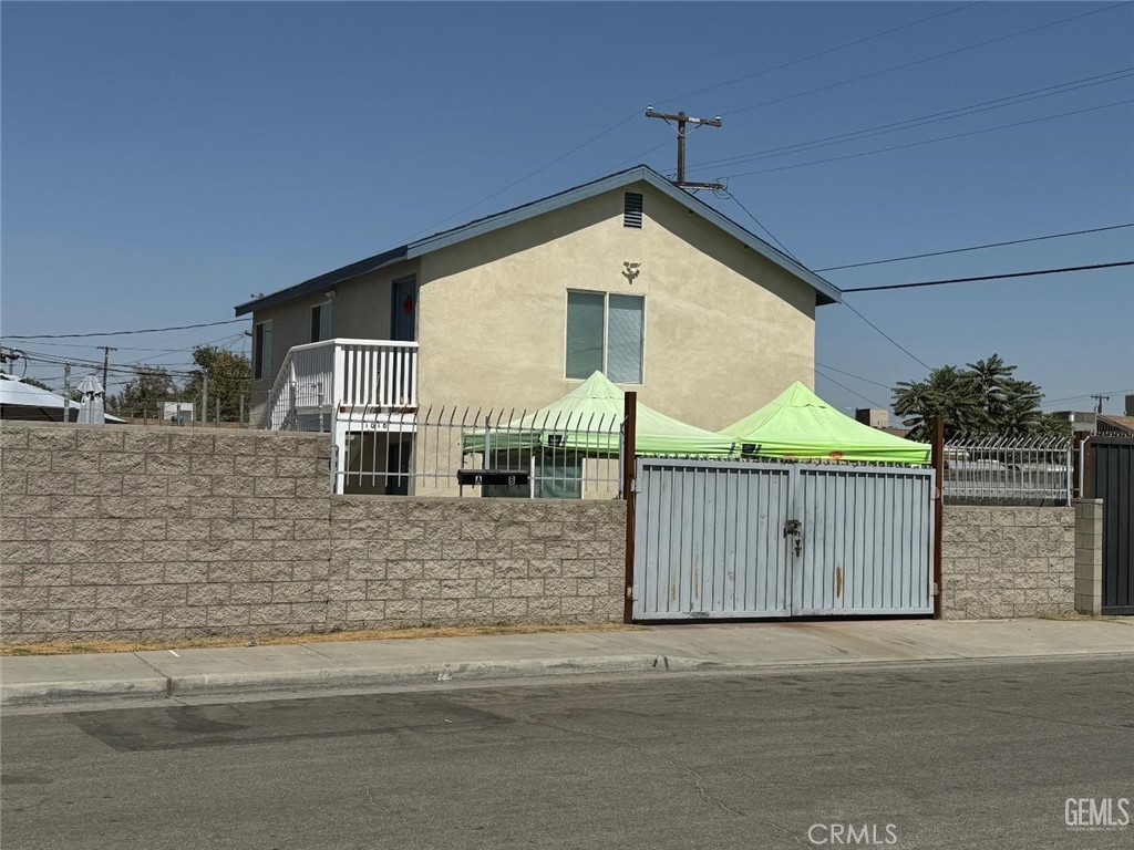 200 H Street Property Photo 11