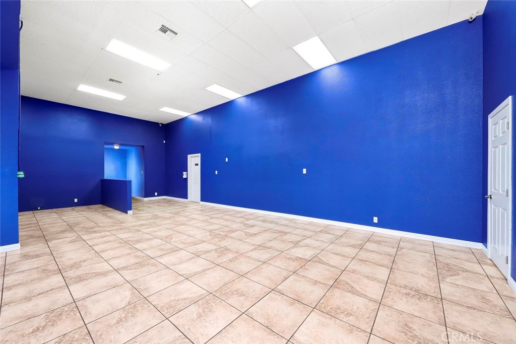 44155 Division Street Property Photo 11