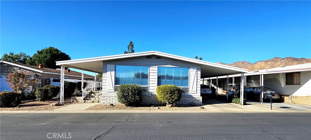 2230 Lake Park Drive 221 Property Photo 1