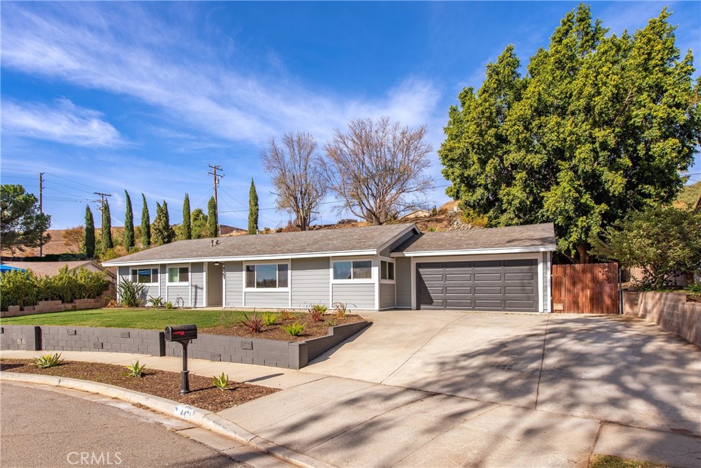 4421 Hempstead Street Property Photo 1