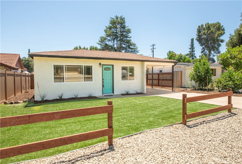 1186 Forest Avenue Property Photo 1
