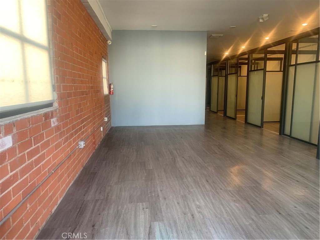 8624 Wilshire Boulevard Property Photo 8